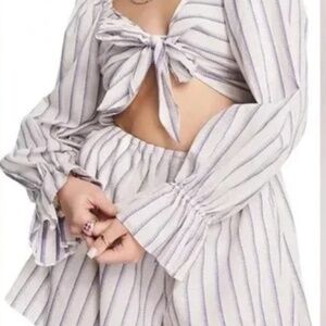 NWOT TOPSHOP Stripe Bow Tie Long Sleeve Romper Purple White Size 6
